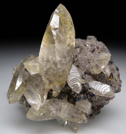 Calcite with Chalcopyrite from Sweetwater Mine, Missouri, USA [db_pics/pics/t711c.jpg]