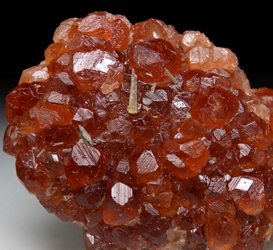 Grossular with Diopside from Jeffrey Mine, Asbestos, Quebec, Canada [db_pics/pics/t875b.jpg]