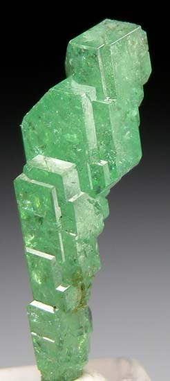 Tsavorite with Pyrite from Merelani Hills, Arusha, Tanzania [db_pics/pics/t933b.jpg]