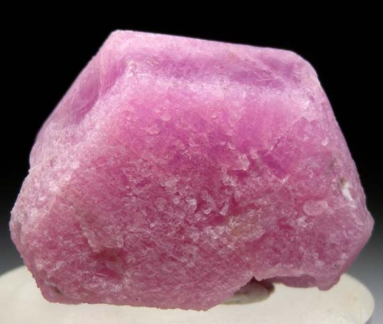 Ruby from Sivec Marble quarry,  Sivec Mountain,  Prilep,  Republic of Macedonia [db_pics/pics/t945a.jpg]