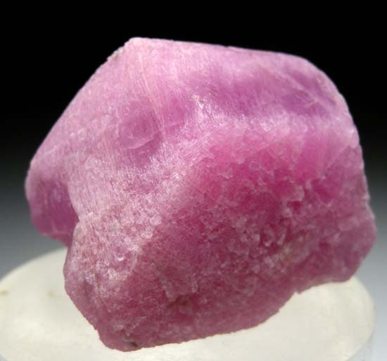 Ruby from Sivec Marble quarry,  Sivec Mountain,  Prilep,  Republic of Macedonia [db_pics/pics/t945c.jpg]