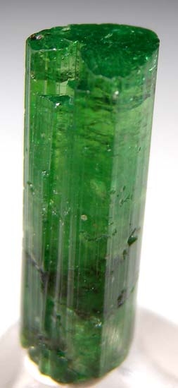 Chrome Tourmaline from Voi, near Tsavo National Park, Kenya [db_pics/pics/t966b.jpg]