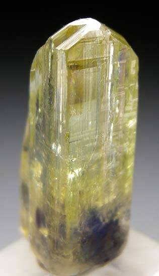 Tanzanite from Merelani Hills, Arusha, Tanzania [db_pics/pics/t972b.jpg]