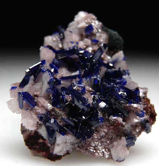 Azurite with Dolomite from Tsumeb Mine, Namibia [db_pics/pics/ts139a.jpg]