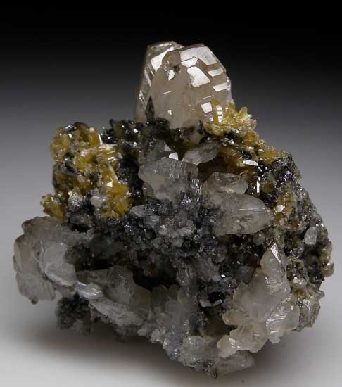 Cerussite with Mimetite from Tsumeb, Namibia [db_pics/pics/ts191b.jpg]