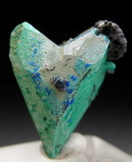 Posnjakite, Linarite on Cerussite from Tsumeb, Namibia [db_pics/pics/ts195a.jpg]