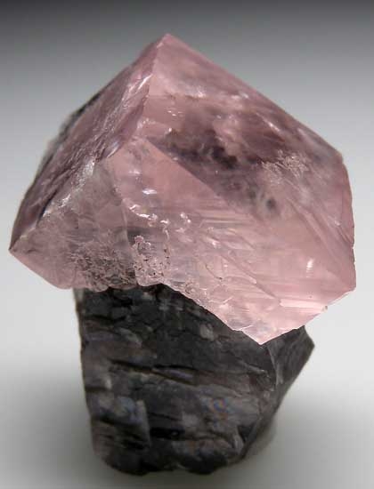 Smithsonite from Tsumeb, Namibia [db_pics/pics/ts200c.jpg]