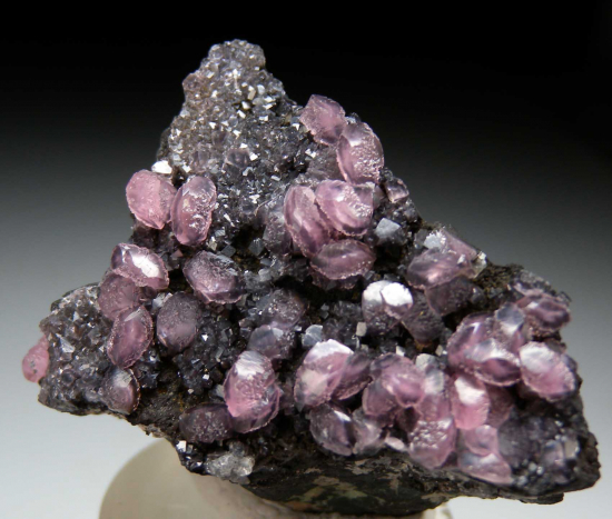 Smithsonite from Tsumeb, Namibia [db_pics/pics/ts222b.jpg]