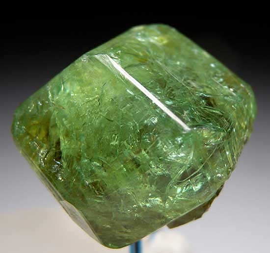 Tsavorite from Merelani Hills, Lelatema Mtns., Arusha Region, Tanzania [db_pics/pics/tsv14a.jpg]