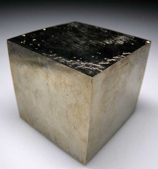 Pyrite from Navajun, Spain [db_pics/pics/tu217a.jpg]