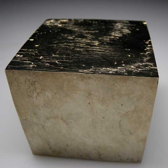 Pyrite from Navajun, Spain [db_pics/pics/tu217b.jpg]