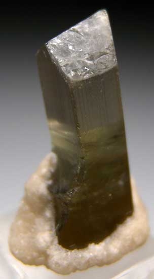 Kunzite from Mwajanga, near Komolo, Tanzania [db_pics/pics/tu220a.jpg]