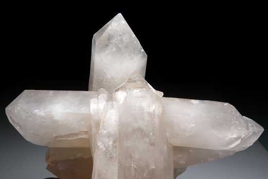 Quartz from Daye, Hubei Prov., China [db_pics/pics/tu224b.jpg]