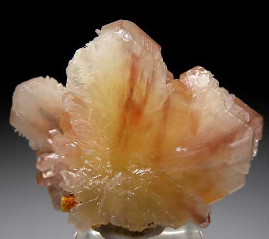 Cerussite from Yangshuo Mine, Guangxi Prov., China [db_pics/pics/tu35b.jpg]