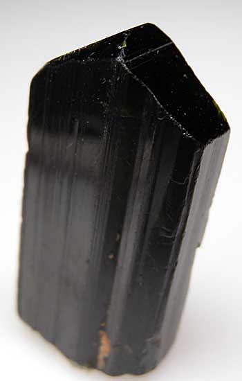 Epidote from Mt. Moudi, Arusha, Tanzania [db_pics/pics/tu96b.jpg]