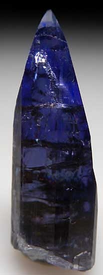 Tanzanite from Merelani Hills, Arusha, Tanzania [db_pics/pics/tz135c.jpg]