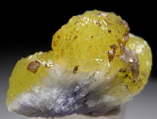 Chabazite on Prehnite from Merelani Hills, Arusha, Tanzania [db_pics/pics/tz136c.jpg]