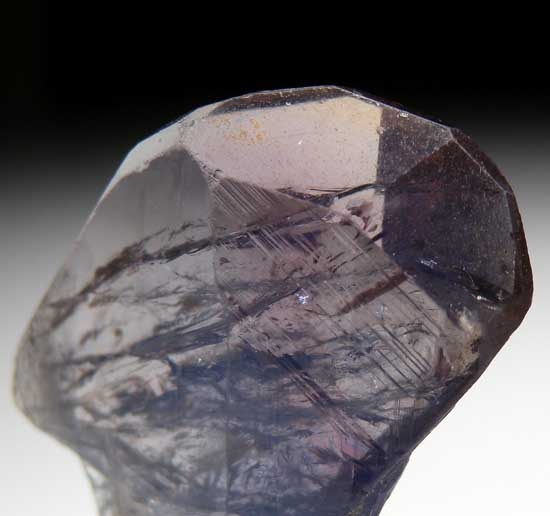 Magnesio-Axinite from Merelani Hills, Arusha Region, Tanzania [db_pics/pics/tz144c.jpg]