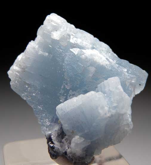 Prehnite on Tanzanite from Merelani Hills, Arusha Region, Tanzania [db_pics/pics/tz152a.jpg]