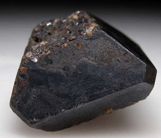 Alabandite from Merelani Hills, Arusha Region, Tanzania [db_pics/pics/tz190b.jpg]