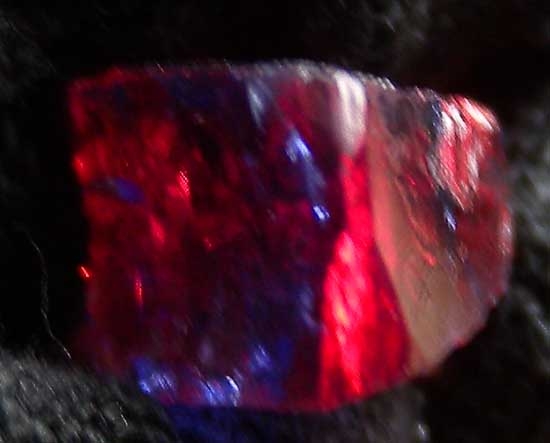 Tanzanite from Merelani Hills, Arusha, Tanzania [db_pics/pics/tz225c.jpg]