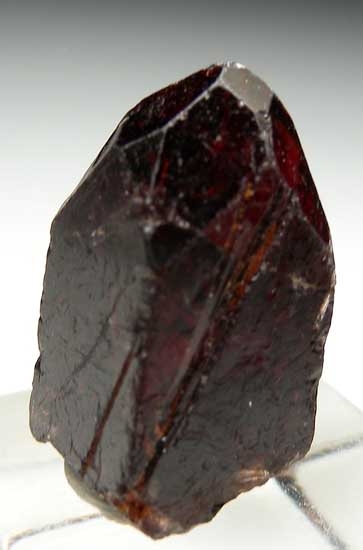 Zircon from Mashewa, Tanga Region, Tanzania [db_pics/pics/tz247a.jpg]
