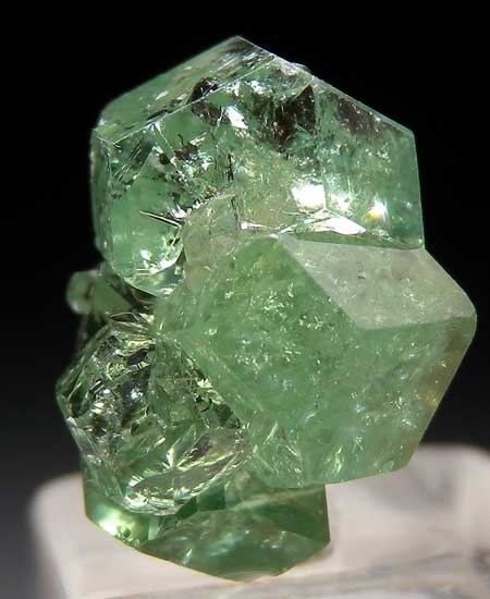 Tsavorite from Merelani Hills, Arusha, Tanzania [db_pics/pics/tz265a.jpg]