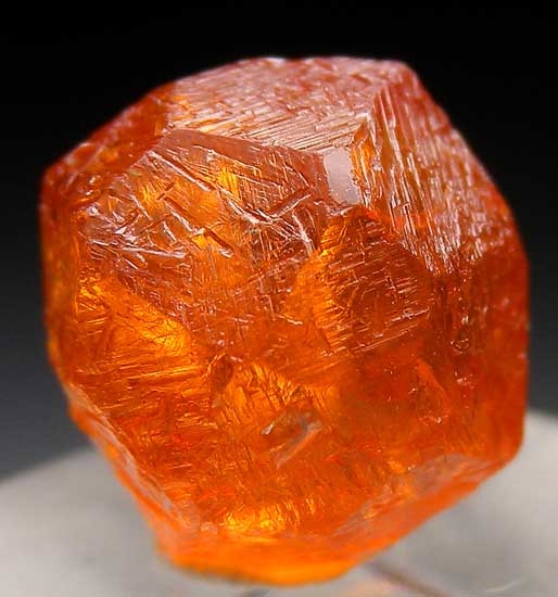 Spessartine from Nani, Loliondo, Tanzania [db_pics/pics/tz267a.jpg]