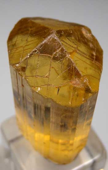 Scapolite from Morogoro, Tanzania [db_pics/pics/tz290c.jpg]