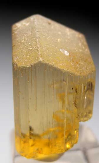 Scapolite from Morogoro, Tanzania [db_pics/pics/tz294c.jpg]