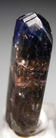 Tanzanite from Merelani Hills, Arusha, Tanzania [db_pics/pics/tz348b.jpg]