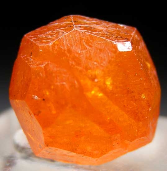 Spessartine from Nani, Loliondo, Tanzania [db_pics/pics/tz362a.jpg]